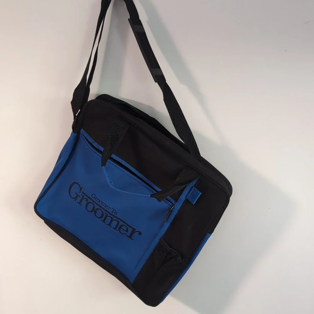 Blue and Black Groomer To Groomer Dog Carrying Bag